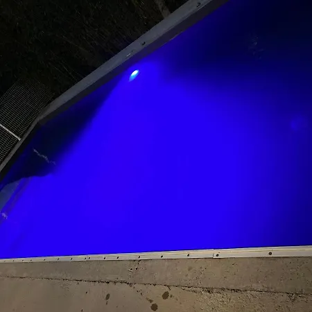 Villa Climatise Avec Piscine Et Jacuzzi Carpentras Exterior photo
