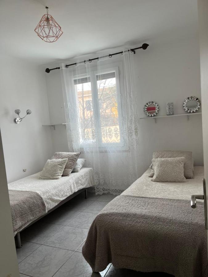 Climatise Avec Piscine Et Jacuzzi Holiday home