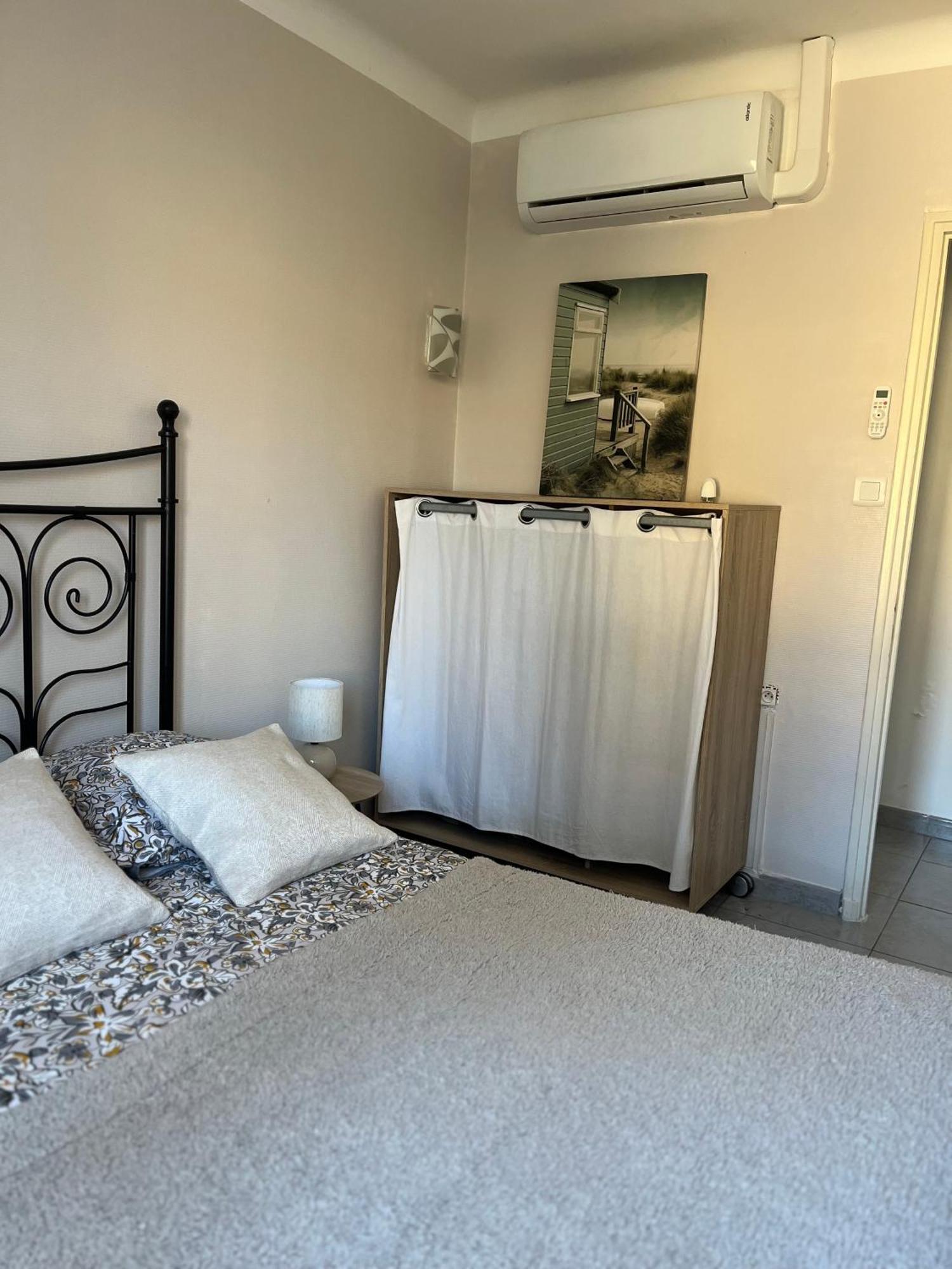 Climatise Avec Piscine Et Jacuzzi Holiday home Carpentras